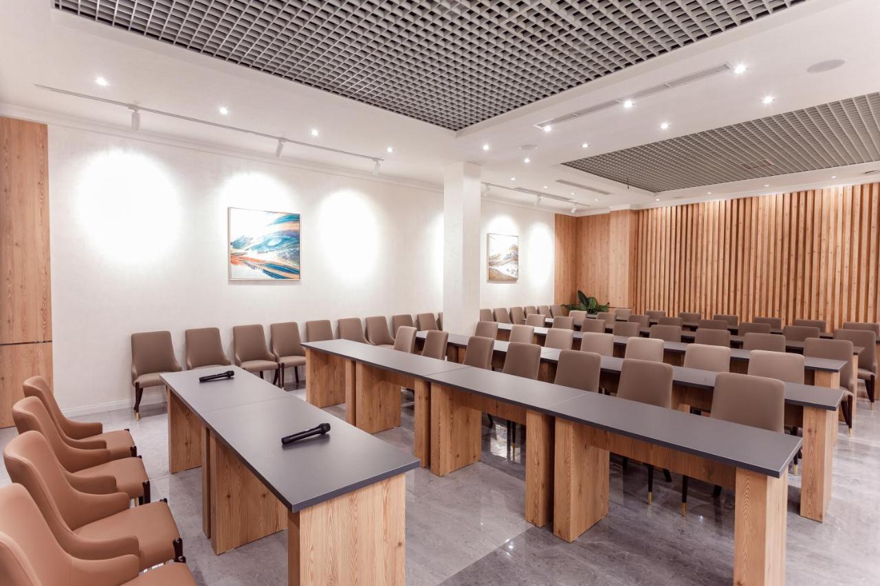 Husma Hotel & Spa Tashkent Ngoại thất bức ảnh